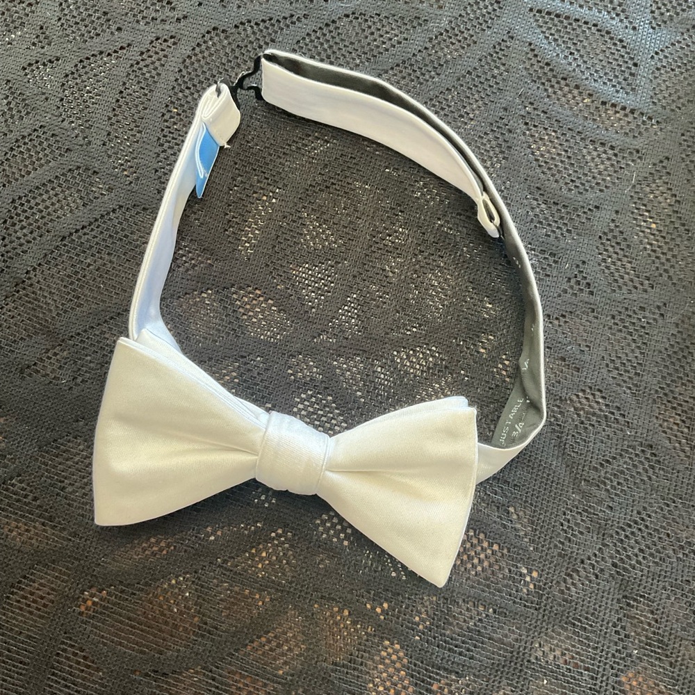 White Tuxedo Bow Tie